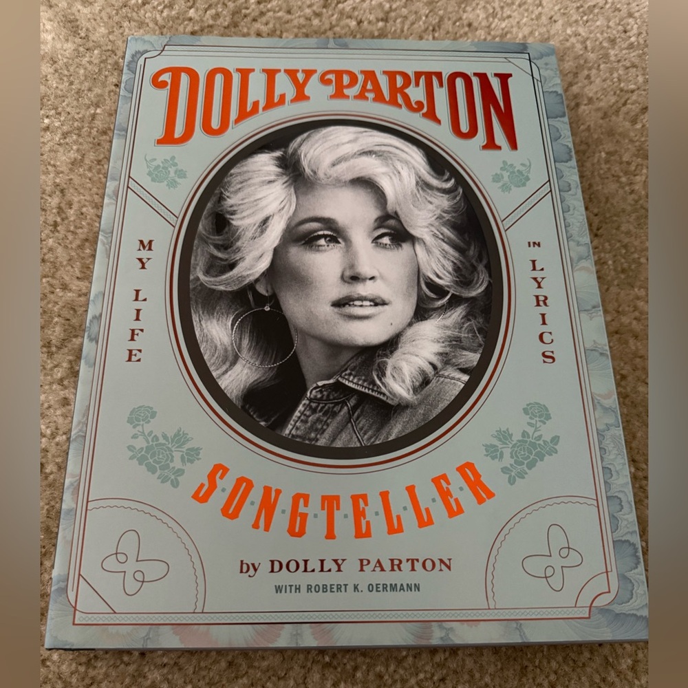 Dolly Parton Songteller Book